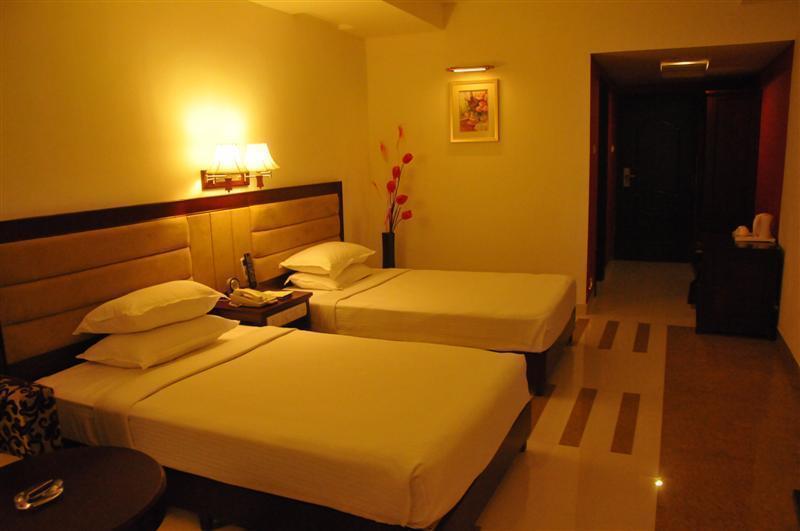 Rr Inn Palayankottai Εξωτερικό φωτογραφία