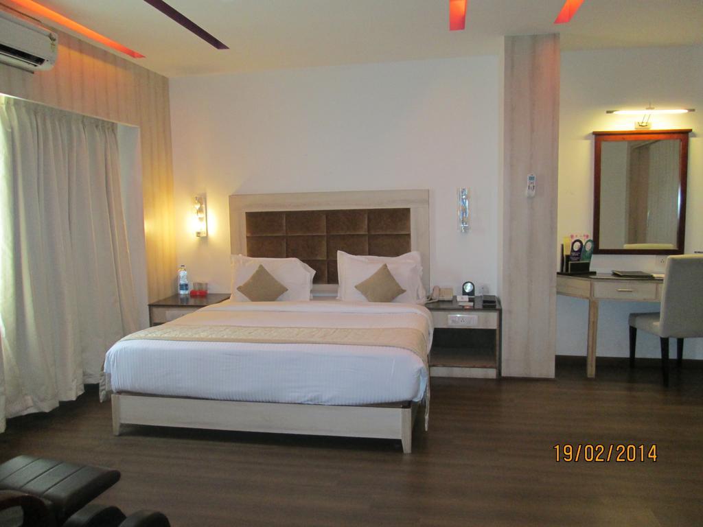 Rr Inn Palayankottai Δωμάτιο φωτογραφία